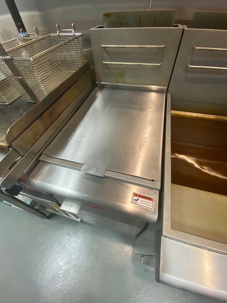 On an Avantco 50lb fryer.