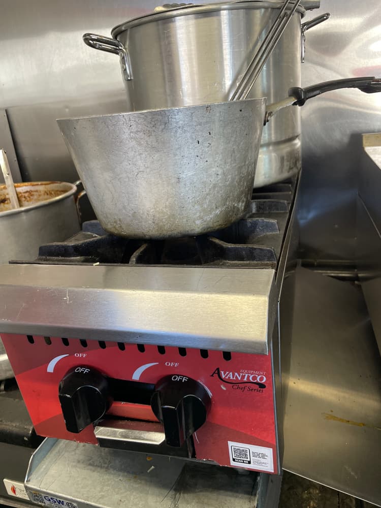 2 burner gas stove avantco