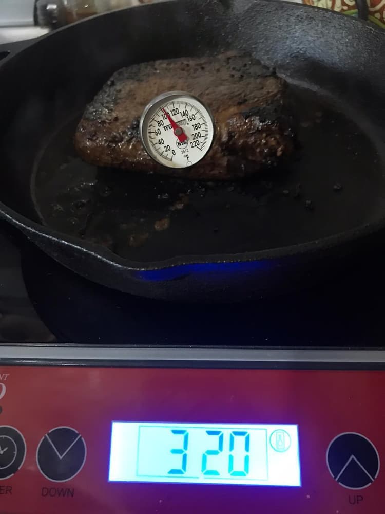 The benefits on how fast you can lower or increase temp, is when you oven. With a 10 ¼ " Skillet  (seen on pic and video), when covered, as a Dutch oven, in just 8-10 minutes you can have a nice roast beef: 
    1-2 min for sealing and browning on each side at 460º F, and 
    some 6-8 min at 320-360 for cooking up the meat until it's 110-120º F inside.