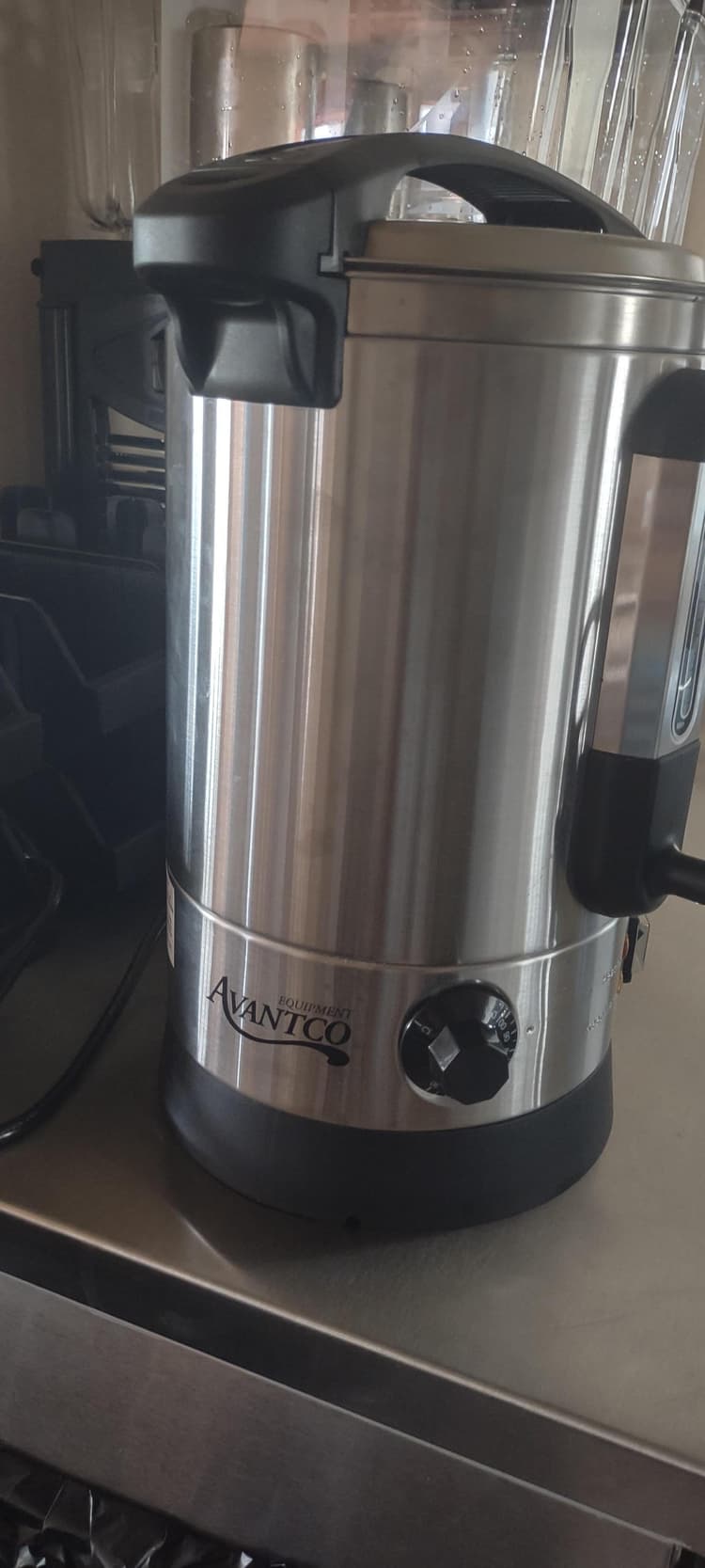 Keep the temperature ideal all day long for your hot beverages.