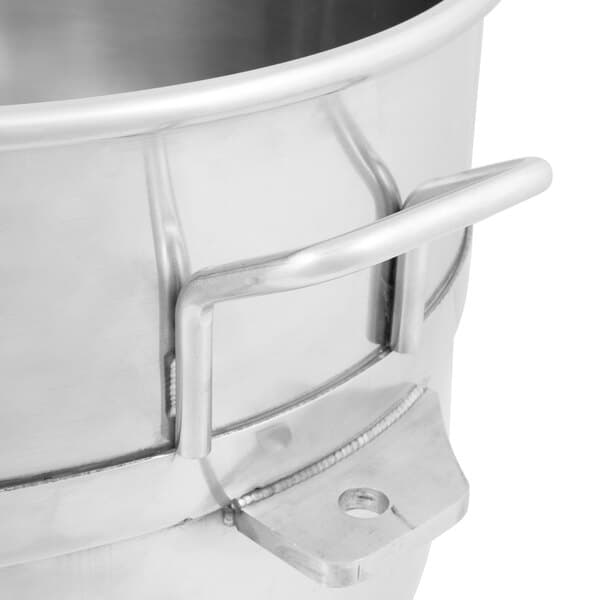 A 304 stainless steel Avantco mixing bowl with a handle.