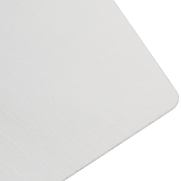 A white metal separation plate with a silver edge.